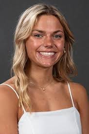 Hallie Meyer's Instagram, Twitter & Facebook