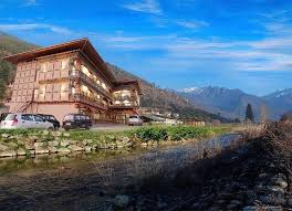 In addition, the paro valley is wide and verdant and is recognized a one of the most beautiful in all bhutan. Gawaling Hotel Bewertungen Fotos Preisvergleich Paro Bhutan Tripadvisor