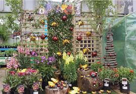 Birds And The Bees At Caulders Braidbar Birds And The Bees Holiday Decor Christmas Tree