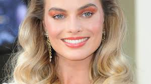 Margot Robbie Biography, Celebrity Facts and Awards