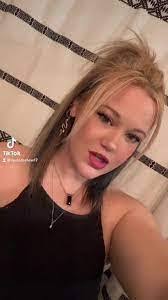 Taylor Belew's Instagram, Twitter & Facebook