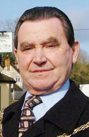 Glowing tributes to former mayor