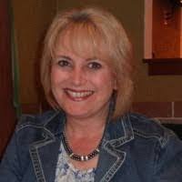 Sandy Hance's Instagram, Twitter & Facebook