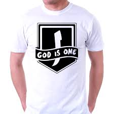 Di aplikasi desain baju ini kamu bisa memilih desain apapun sesuai imaginasimu dan mengaplikasikannya ake kaos atau hoodie dan melihat hasilnya. A04m01 God Is One Kaos Pakaian Pria Desain Pakaian