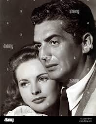 KISS OF DEATH (1947) COLEEN GRAY, VICTOR MATURE KSDH 010P Stock Photo