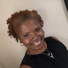 Katie Lipscomb's Instagram, Twitter & Facebook