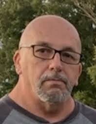 Lee Lineberry's Instagram, Twitter & Facebook