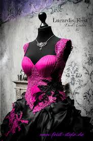 Check spelling or type a new query. Extravagante Hochzeitsmode Lucardis Feist Dark Couture Das Label Fur Ausgefallene Brautmode Brautmode Schwarzes Brautkleid Brautkleid