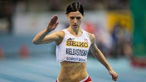 Wszak to ostatnie miesiące na to, by szlifować formę. Polska Sprinterka Walczy Z Choroba Objawia Sie To Okresowa Utrata Wlosow Polsat Sport