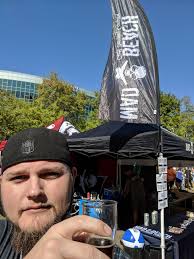 A little 𝒮𝓁𝒶𝒸𝓀 𝒯𝒾𝒹𝑒 at the beach? 𝒴𝑒𝓈 𝓅𝓁𝑒𝒶𝓈𝑒 🍻☀️😎 #TBBC  #TampaBayBrewingCompany #TBBCo #TampaBay #TampaBrewery #TampaCraftBeer  #FloridaBrewery #FloridaCraftBeer #BeachBeer #BeerIsYourFriend