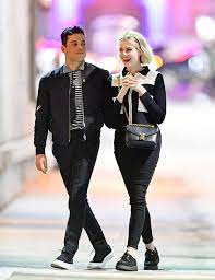Rami malek is an actor from america who has appeared in series like mr. Who Is Rami Malek S Girlfriend Lucy Boynton Hello