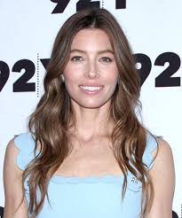 Marriage is definitely agreeing with her hair. 16 Jessica Biel Hairstyles Hair Cuts And Colors