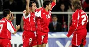 Une victoire de la suisse est la tendance des parieurs, nous misons sur plutôt le nul pour un match qui s'annonce disputé. La Suisse Arrache Son Ticket Pour Le Mondial 2006 Rts Ch Equipe Suisse