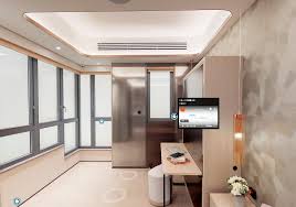 作為回應政府房屋政策新措施而推出的「港人首次置業」的先導項目，「煥然懿居」為不符合申請居者有其屋(居屋)資格，又未能負擔私營房屋的較高收入人士及家庭提供置業選擇，回應他們的置業期望。 本網站 www.eresidence.hk 如被視為廣告則本告示適用。 發展項目名稱：煥然懿居. Vr Media ç¤ºç¯„å–®ä½ ç…¥ç„¶æ‡¿å±…