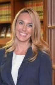 Shannon Hynes's Instagram, Twitter & Facebook