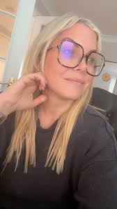 Back and raring to go after a lovely week off with the kids! Am I  refreshed? Am I effers 🤣 we have 3 kids, 2 dogs, a trip to Alton Towers for