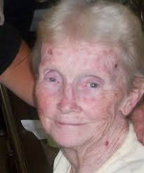 Becky Morefield's Instagram, Twitter & Facebook