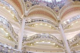 Découvrez toutes les offres d'emploi chez galeries lafayette. Galeries Lafayette E Seu Servico De Conciergerie Para Brasileiros Avec Hannah