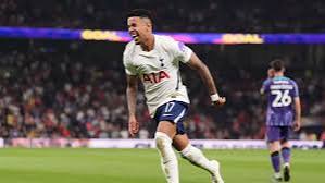 S&aacute;vio brilha com gol em estreia, Tottenham goleia Charlton e avan&ccedil;a na Copa da Liga Inglesa - ESPN