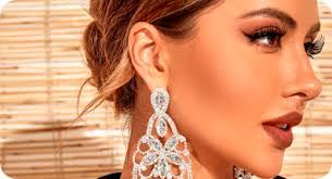 Kylie Perry's Instagram, Twitter & Facebook