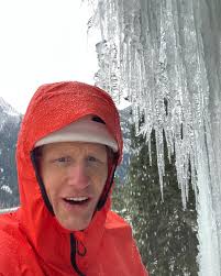 Did a superb new route yesterday with my free diving buddy @luca.freediver  at the Shooting Gallery, km 15 in Squamish Valley. 😜🤙🙌 . Check out the  second picture ! Waterworld, FA ✓130m