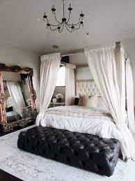 Jan 24, 2019 · halo sobat, pada kesempatan kali ini kami akan berbagi informasi populer tentang contoh tema acara kebersamaan. 15 Desain Kamar Tidur Romantis Dijamin Bikin Pasangan Makin Lengket Rumah123 Com