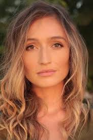 Jane Slavin's Instagram, Twitter & Facebook