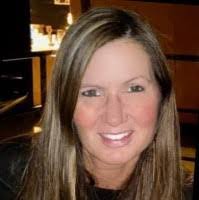 Elizabeth Vanacker's Instagram, Twitter & Facebook