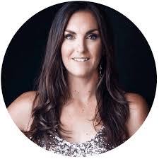 Lynette Mccormack's Instagram, Twitter & Facebook