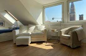 In kiel eine wohnung zu mieten, bietet die möglichkeit, dass man in einer modernen und weltoffenen stadt heimisch wird. 21 Dachgeschosswohnungen Zu Mieten In Kiel Immosuchmaschine De
