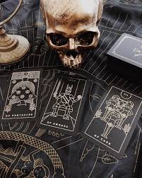 Black And Gold Tarot Deck Golden Thread Tarot Deck Golden Thread Tarot Tarot Decks Unique Tarot Decks