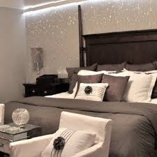 Fashionable glitter wall paint will allow you to refresh the interior, highlight important accents and bring a stylish finish to the room. Glitter Wall Ideas Photos Houzz
