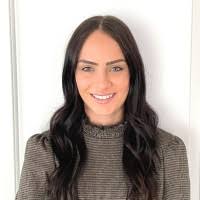 Lauren Khoury's Instagram, Twitter & Facebook