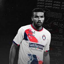 Profilo di junior messias (30) fc crotone scheda, valore di mercato, statistiche, mercato, carriera e tanto altro The Improbable Rise Of Junior Messias At Crotone Breaking The Lines