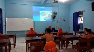 Paling tidak, ini menujukan pegawai bi punya kualitas untuk mendukung jabatan. Program Sekolah Yang Menjadi Ciri Khas Berita Terkini Jawa Tengah Dan Diy