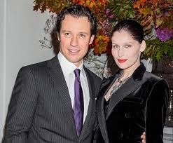 Stefano accorsi è tornato a parlare della sua storia d'amore con la supermodella e attrice laetitia casta e soprattutto delle conseguenze della separazione. Photos Il Y A Dix Ans Laetitia Casta Filait Le Parfait A Closer