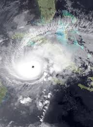 Los primeros días de octubre de 2005 la tormenta tropical stan azotó gran parte del territorio nacional, dejando muerte y destrucción. Hurricane Paloma Wikiwand