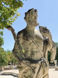 les jardins de la fontaine suddelafrance gard occitanie vestigeromain patrimoinefrancais voyageenfrance jardins de la fontaine nimes arenes de nimes