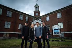 Journey through a truly haunted asylum where the ghost stories are real! Rolling Hills Asylum 2020