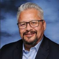 Lisa Ogan's Instagram, Twitter & Facebook