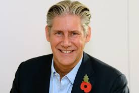 EasyJet Picks Surprise Successor to Outgoing CEO Carolyn McCall