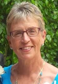 Leanne Rollins's Instagram, Twitter & Facebook