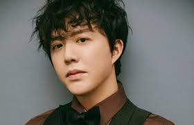 Thần đồng piano Lý Vân Địch bị bắt vì mua dâm