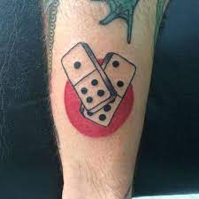 Dominotattoo Tradi Traditattoo Villmaria Tatuar A Un Amigo Es Hermoso Y Mas Si Te Enseno Tanto Piercing Tattoo Tattoos Body Art