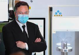 Weihnachten mit wenigen menschen feiern. Curevac Und Tesla Wenn Impfstoffe Fast Aus Dem Drucker Kommen