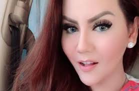 Pada tanggal 27 agustus 2000, nita menikah dengan produser sekaligus manajernya. Jadi Istri Ke 2 Selama 19 Tahun Nita Thalia Yakinkan Bukan Nikah Siri Matamata Com