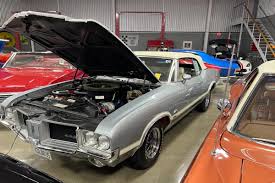 Image result for Silver Mint 1971 Oldsmobile