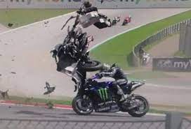 Motogp oggi gp gran bretagna 2019 orari tv streaming. Moto Gp Rossi Torna Ad Attaccare Zarco Grave Errore Di Valutazione Corriere It