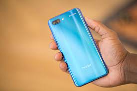 Honor 10 review: Speedy Android notch ...