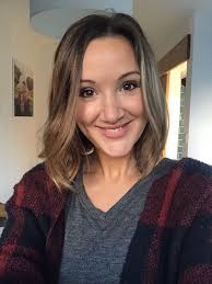 Place the pencil under your chin horizontally and then place the ruler under your ear vertically. A Woman Who Cuts Her Hair Is About To Change Her Life The Travel Hack